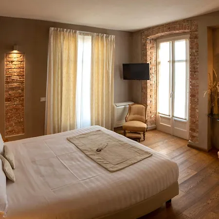 Rocche Costamagna Art B&B 4*